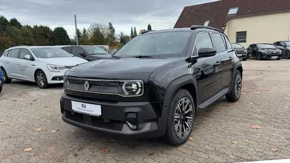 Gebraucht 2025 Renault 4 E-Tech Iconic SUV | 35.480 € (Fairer Preis)