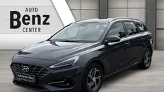 Dark knight Gebraucht 2021 Hyundai i30 Select Kombi | 14.390 € (Fairer Preis)