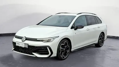 Gebraucht VW Golf VIII R-line 150 PS (110 kW) 2025 Weiß Kombi