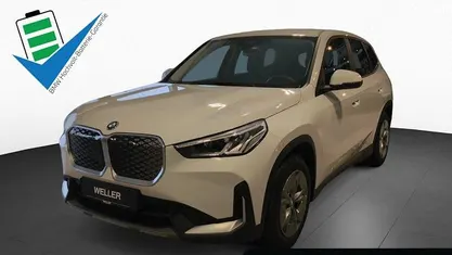 Weiß Gebraucht 2023 BMW iX1 Performance SUV | 33.450 € (Guter Preis)