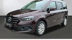 Gebraucht 2023 Mercedes T180 Progressive Van / Kleinbus | 27.450 € (Fairer Preis)