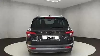 Second-hand Skoda Karoq 150 CP (110 kW) 2022 Negru SUV