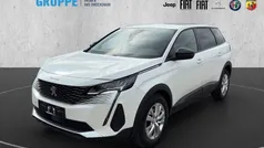 Weißschwarz Gebraucht 2022 Peugeot 5008 Active Van / Kleinbus | 28.990 € (Fairer Preis)