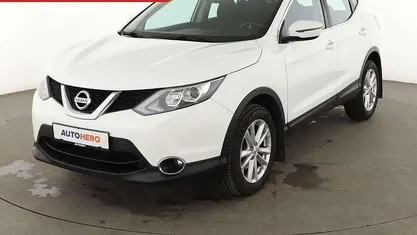 Gebraucht Nissan Qashqai Visia 116 PS (85 kW) 2016 Weiß SUV