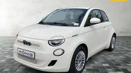 Arktisweiß Gebraucht 2023 Fiat 500e Kleinwagen | 16.999 € (Superpreis)