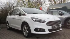 Weiß Gebraucht 2016 Ford S-MAX Titanium Van / Kleinbus | 12.990 € (Guter Preis)
