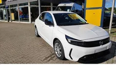 Weiss Gebraucht 2024 Opel Corsa Basis Kleinwagen | 17.900 € (Fairer Preis)