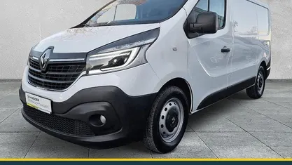 Gletscherweiss Gebraucht 2020 Renault Trafic Komfort Van / Kleinbus | 14.890 € (Superpreis)