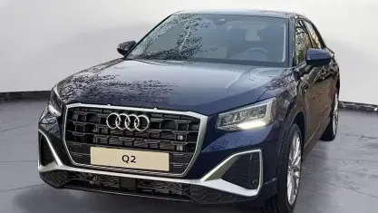 Neu Audi Q2 S-Line 150 PS (110 kW) 2025 Blau SUV