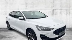 Weiß Gebraucht 2023 Ford Focus Titanium Limousine | 22.300 € (Guter Preis)