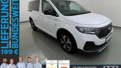 Weiß Gebraucht 2023 Ford Grand Tourneo Connect Active Van / Kleinbus | 32.840 € (Fairer Preis)