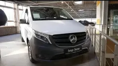 Arktikweiß Gebraucht 2021 Mercedes Vito Van / Kleinbus | 21.265 € (Fairer Preis)