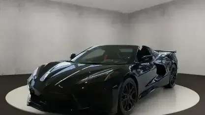 Neu Corvette Stingray 481 PS (353 kW) 2026 Schwarz Cabrio