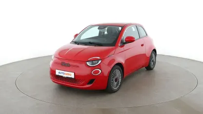 Gebraucht Fiat 500e Red 69 kW (95 PS) 2022 Rot Limousine