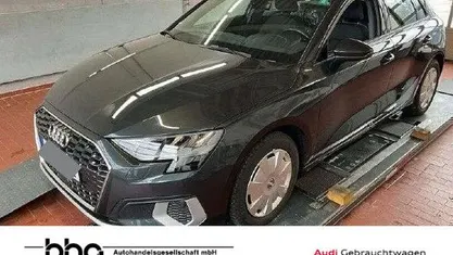 Gebraucht Audi A3 Advanced Plus 116 PS (85 kW) 2021 Limousine