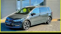 Grau (uranograu) Gebraucht 2022 VW Touran Highline Van / Kleinbus | 34.860 € (Fairer Preis)