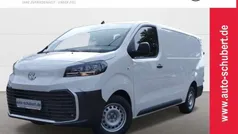 Gebraucht 2024 Toyota Proace Van | 34.290 € (Fairer Preis)