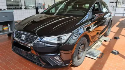 Gebraucht Seat Ibiza FR 110 PS (80 kW) 2023 Weiß Kleinwagen