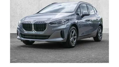 Gebraucht BMW 218 136 PS (100 kW) 2025 Van / Kleinbus