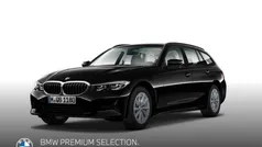 Schwarz Gebraucht 2022 BMW 318 Advantage Kombi | 25.598 € (Superpreis)