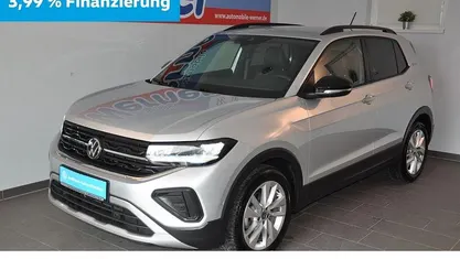Gebraucht VW T-Cross Life 116 PS (85 kW) 2025 Silber SUV
