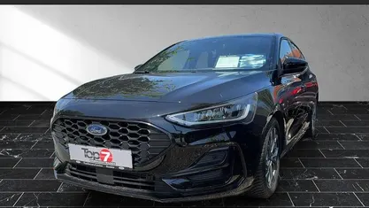 Schwarz Gebraucht 2023 Ford Focus ST-Line X Limousine | 22.880 € (Fairer Preis)