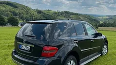 Schwarz Gebraucht 2007 Mercedes ML320 SUV | 4.900 € (Superpreis)