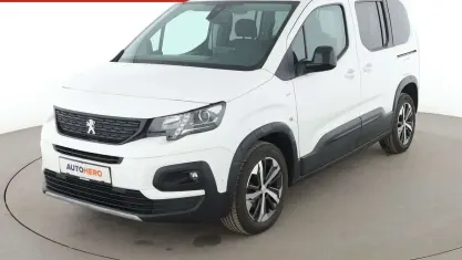Gebraucht Peugeot Rifter GT 131 PS (96 kW) 2021 Weiß Van / Kleinbus