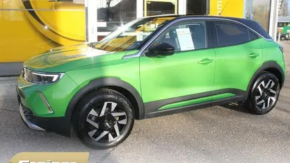 Gebraucht Opel Mokka Elegance 131 PS (96 kW) 2023 Matcha grün (metallic) SUV