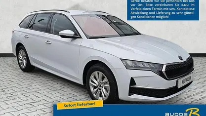 Moonweiß perleffekt Neu 2025 Skoda Octavia Selection Kombi | 30.850 € (Superpreis)