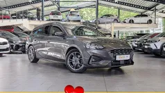 Grau Gebraucht 2020 Ford Focus ST-Line Kombi | 19.950 € (Fairer Preis)