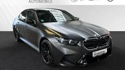 Gebraucht BMW M5 M Sport 727 PS (534 kW) 2025 Bmw individual frozen deep grey metallic Limousine