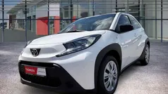Schneewei Gebraucht 2024 Toyota Aygo Business Edition Kleinwagen | 17.985 € (Fairer Preis)