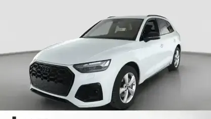 Używany Audi Q5 Business 367 KM (269 kW) 2025 Biały SUV