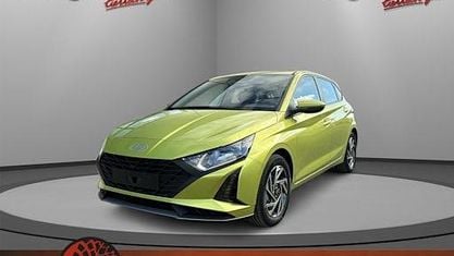 Neu Hyundai i20 Select 79 PS (58 kW) 2025 Blau Limousine