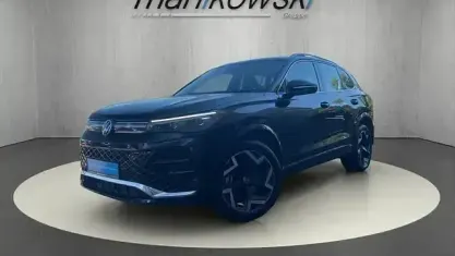 Gebraucht VW Tiguan R-line 193 PS (141 kW) 2025 Schwarz SUV