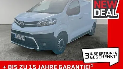Weiß Gebraucht 2024 Toyota Proace Van / Kleinbus | 27.980 € (Fairer Preis)