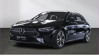 Gebraucht Mercedes CLA200 Shooting Brake Progressive 163 PS (119 kW) 2025 Unilack nachtschwarz Kombi