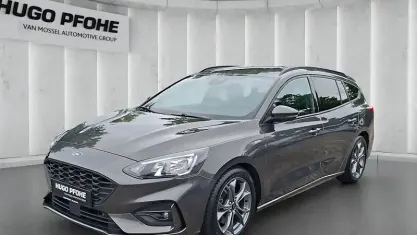 Gebraucht Ford Focus ST-Line 120 PS (88 kW) 2020 Magnetic grau metallic Kombi
