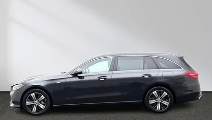 Gebraucht Mercedes C300e Avantgarde 197 PS (144 kW) 2025 Limousine