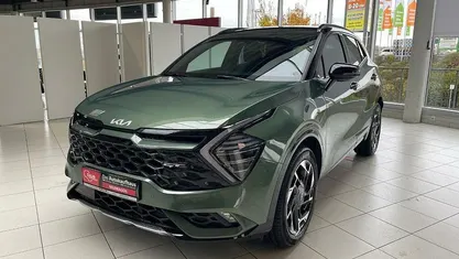 Neu Kia Sportage GT-Line 265 PS (194 kW) 2025 Experience green / pearl metallic (grün) SUV