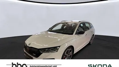 Moonweiß perleffekt Gebraucht 2021 Skoda Octavia RS Kombi | 28.630 € (Guter Preis)