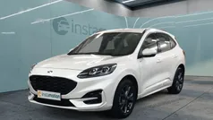 Weiß Gebraucht 2023 Ford Kuga ST-Line SUV | 27.500 € (Fairer Preis)