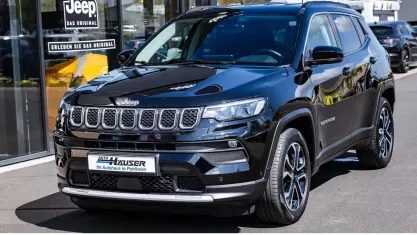 Gebraucht Jeep Compass Limited 131 PS (96 kW) 2022 Schwarz SUV