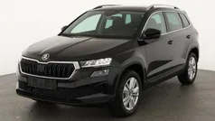 Black magic perleffekt Neu 2025 Skoda Karoq Selection SUV | 39.445 € (Guter Preis)