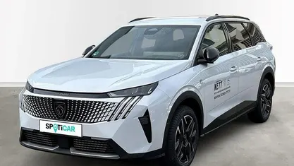 Weiss Gebraucht 2025 Peugeot 5008 Allure SUV | 36.900 € (Fairer Preis)
