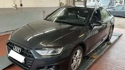 Gebraucht Audi A4 Advanced Plus 204 PS (150 kW) 2022 Grau Limousine