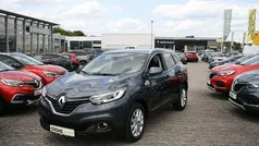 Grau Gebraucht 2018 Renault Kadjar Collection SUV | 13.290 € (Fairer Preis)