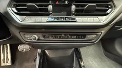 Black sapphire metallic Gebraucht 2024 BMW 118 M Sport Kleinwagen | 26.400 € (Guter Preis)