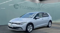 Silber Gebraucht 2023 VW Golf VIII Life Limousine | 26.889 € (Fairer Preis)